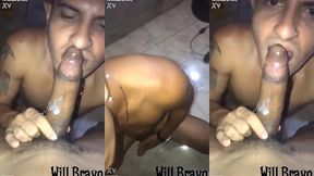 nao aguentamos de tesao e mamei o novinho no quarto abandonada da casa que esta pra alugar aqui no quintal escondido