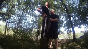 girlfriend gives a public blowjob in the park