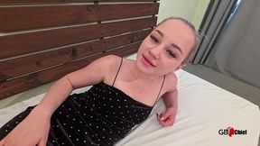step-daughter tries to seduce step-dad