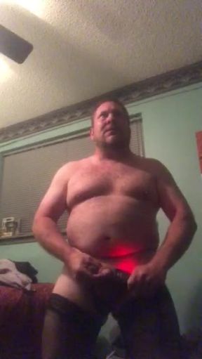 Brandon Hegsted using electroshock for building bdsm Levels