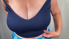 Mrs Mature Feet Removing Her Soft Bralette Part 2