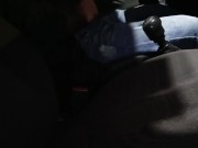 Me masturbo mientras conduzco de vuelta a casa