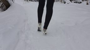 high heels destruction, nando muzi high heels wrecked, broken high heels, shoes ruined