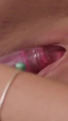 Women who love to caress and touch their pussy #1 - Full movie
