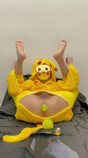 Pikachu laying eggs sssssssssss