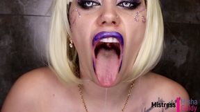 Giantess Drooling and Cumming Before Eating You Alive