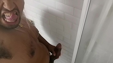 CHEIO DE VONTADE DE EMPURRAR A MINHA VARA DE 25CM GROSSONA EM VC E ENCHER O TEU CUZINHO DE LEITE! CONTINUAR SOCANDO E VC GEMENDO IGUAL UMA CADELINHA!