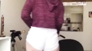 Curvy MILF Swinger's Daughter Twerking & Camming Live On-Demand