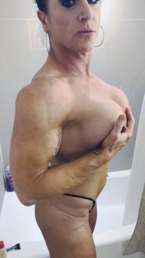 Kandys nude JOI in the shower