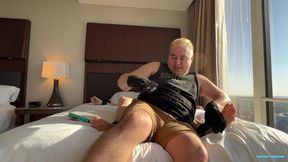 Atlanta: Sparki Tickled on the 63rd Floor