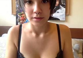 Watching this webcam chick rub her pussy is extremely enjoyable