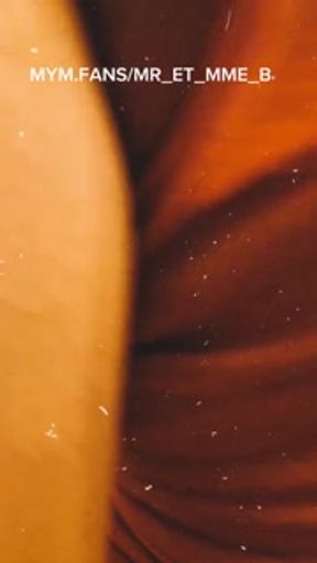 mym.fans/mr_et_mme_b - Chuuut je la baise dans les toilettes d'un resto!!