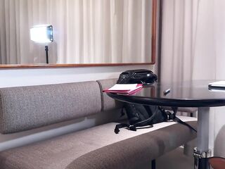 Casting Curvy: Craigslist SCAM! Slutty Large Titty Artist Just Wanted To Bang The Model