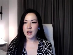Webcam MILF Beauty Masturbating