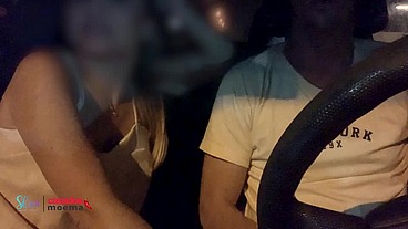Procurando macho na rua e chupando o motorista