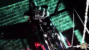 Stripper takes care of VIPs' huge dicks with her mouth