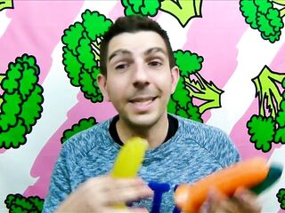 DES GODES EN FORME DE FRUITS ET LEGUMES ! Sitophilie ? (Msieur-jeremy.fr)