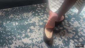 Snowy Arches Dipping and Shoeplay - 720 wmv