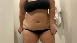 Depraved mistress Irina Priroda humiliates her slave