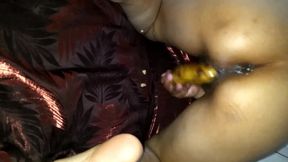 mi amiga hace de todo por ayuda economica