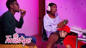 TWISTYS - Banging Hot Babes Hazel Grace And Rissa May Sit On Each Other&#039;s Face And Moan Loudly As They Orgasm