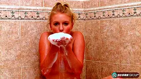 Bubble Slut - Elaina Raye