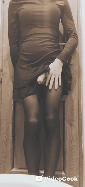 Cumming from the handjob