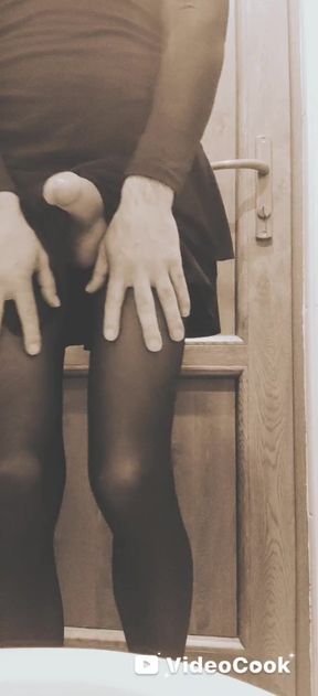 Cumming from the handjob