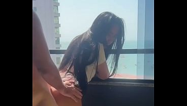 Sargento corno comeu a esposa novinha safada na varando do predio e vazou na net