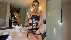 Ladyboy Lucky Hot Slut Look Flat Chest Uncut Dick