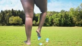 Giantess Powerful Soles Crush Tinies Homes 1080