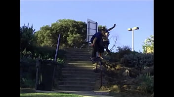 AMATUER TEEN SLAMS AND RIDES ON HUGE POLE! #FIIRRRREEEITTUPPP!