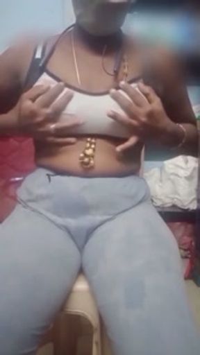 புண்டை அரிப்பெடுத்த பொண்டாட்டி | I Finger My Pussy &amp; Spank My Ass for Tamil Bull - IndianHotwifeX