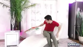 Tattooed milf Tina Tolly gets her huge ass rammed by pizza guy