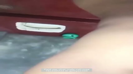 Horny Cheater GF Showing And Fingering
