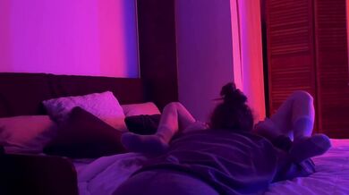 Real Lesbian Couple: Fucks, Eats Pussy and Strap On