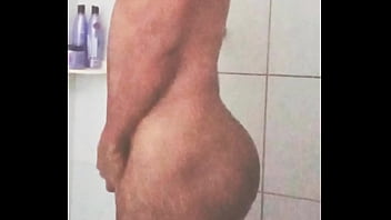 Novinho do bumbum empinadinho