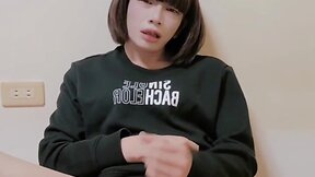 【cross-dressing】hot shorts anal sex with beautiful legs, cum on dildo and insert into buttocks