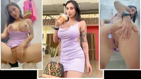 Colombian MILF JeniferPlay jacks off in public mall