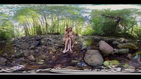 Yanks Les Babes Ana And Belle Making Out Outdoors In VR