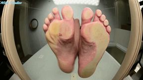 Macy barefoot crush Pt 2 - MOV
