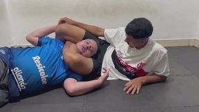 ROBE INTENSE TRIANGULE CHOKE