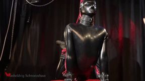 ROPED RIKKI UNCOMFORTABLE POSE IN LATEX ( HD mp4) 720p