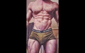 Famous Nfl Player Goes Viral on Instagram