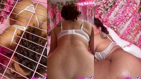 thick slut willow ryder bounces her booty - vertical