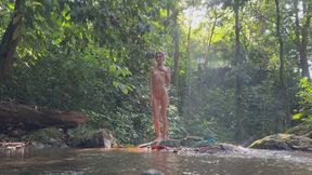 Public Outdoor Finger Cum at Creek