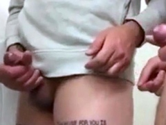 Twink's Handjob in the WC