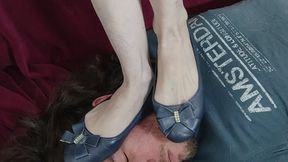 #211 - Long facebusting in blue flats! 720p