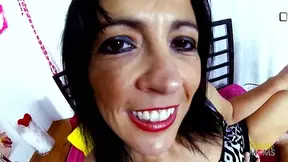 Amateur GF sucks tool and shows huge knockers