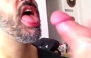 Cum eater